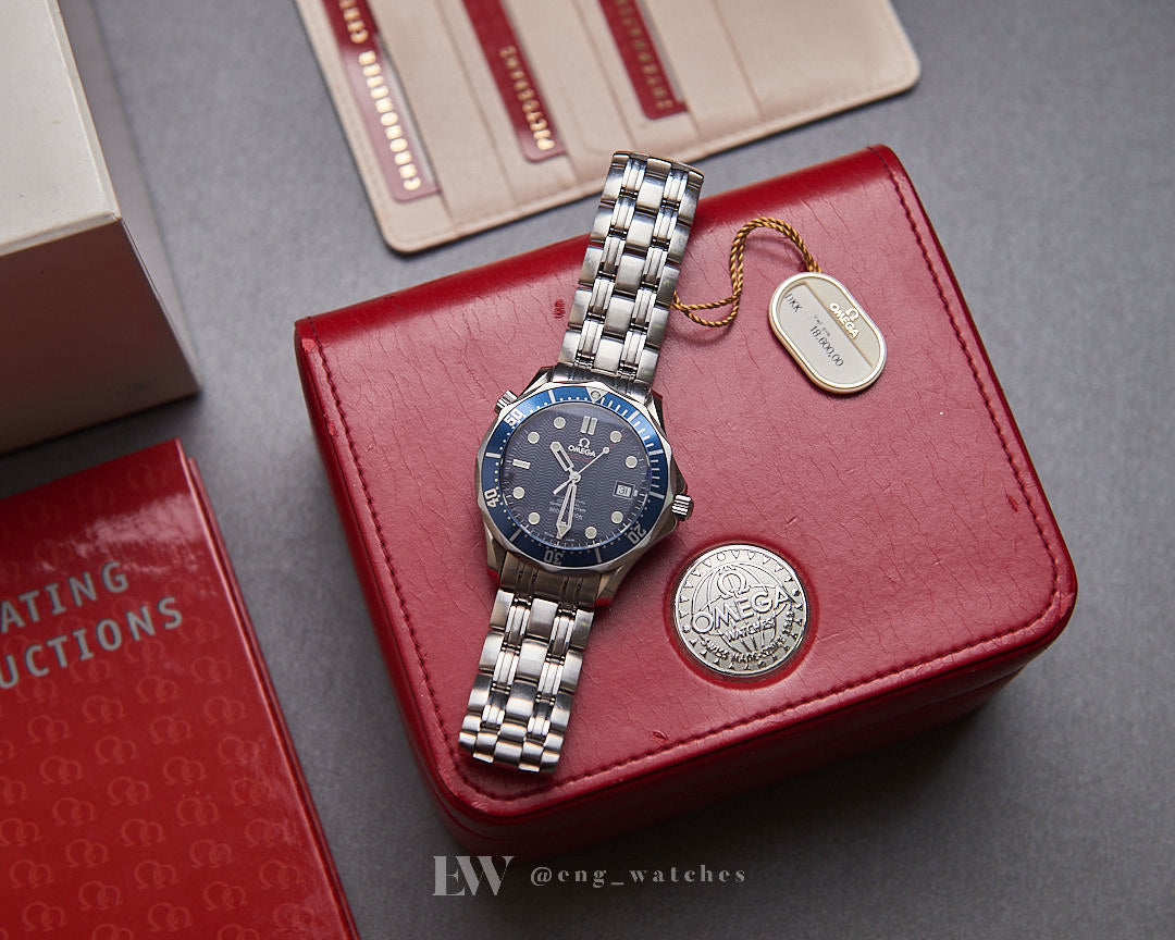 OMEGA SEAMASTER 300 DIVER 2220.80 "007 - Casino Royale"