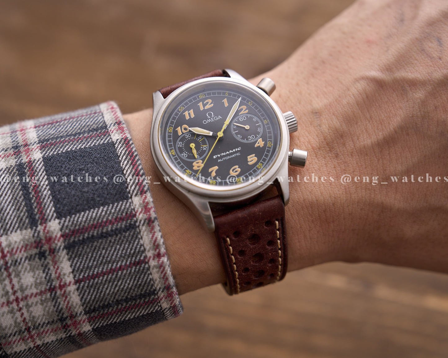 OMEGA DYNAMIC III CHRONOGRAPH