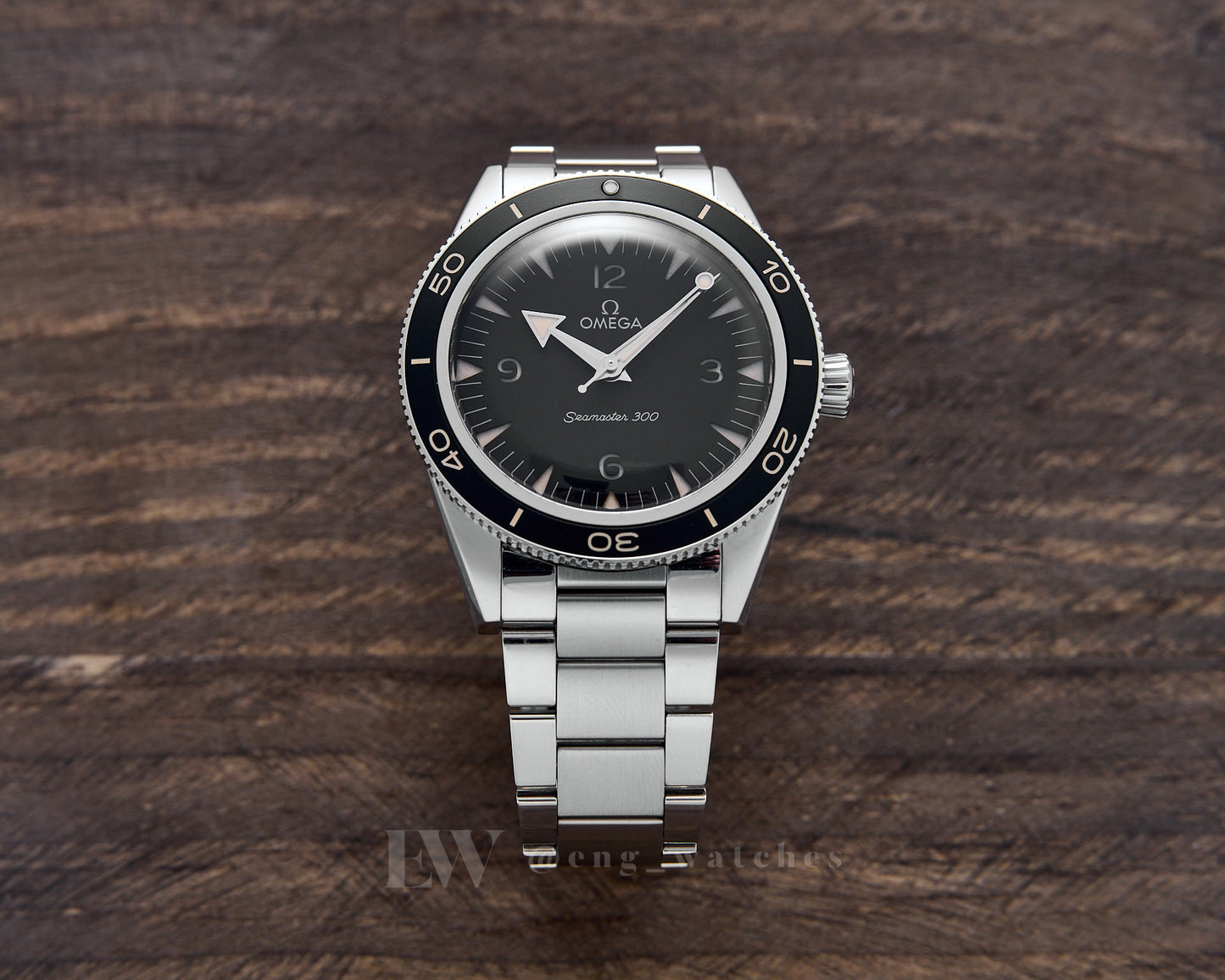 OMEGA SEAMASTER 300