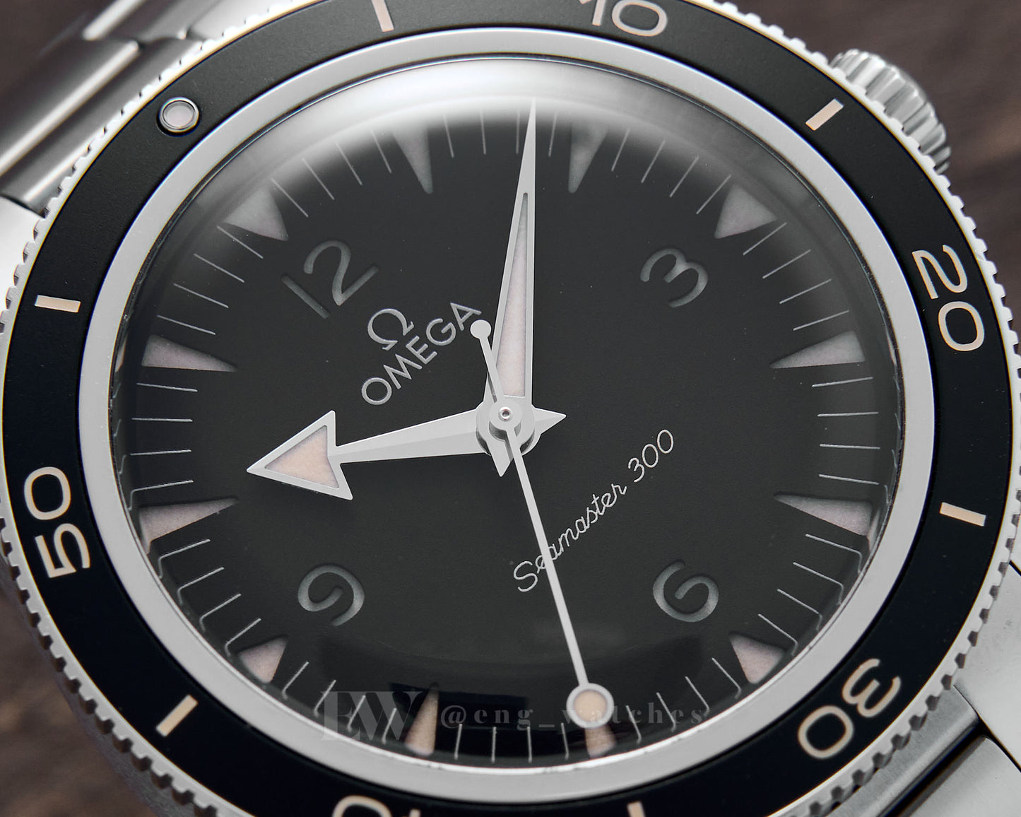 OMEGA SEAMASTER 300