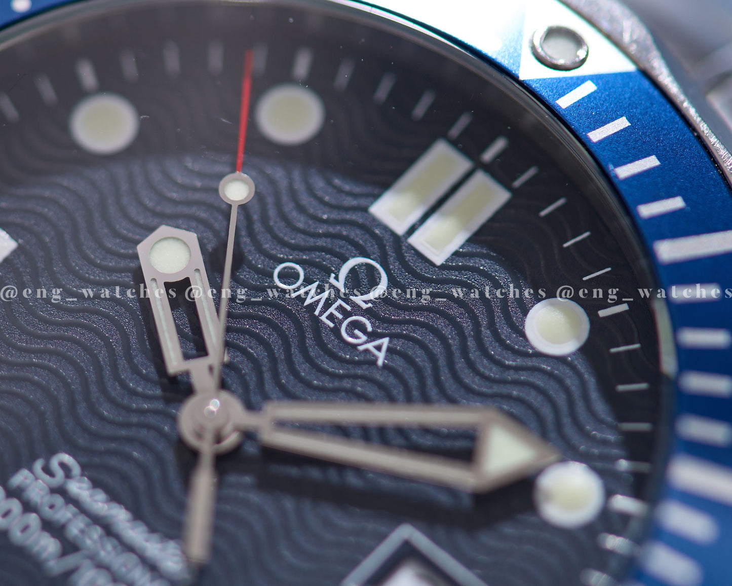 OMEGA SEAMASTER 300 DIVER "007 - James Bond"