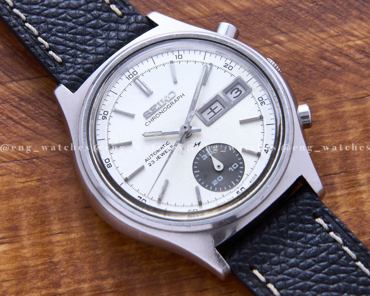 Seiko Chronograph 7018-8001 "One-Eyed Panda"
