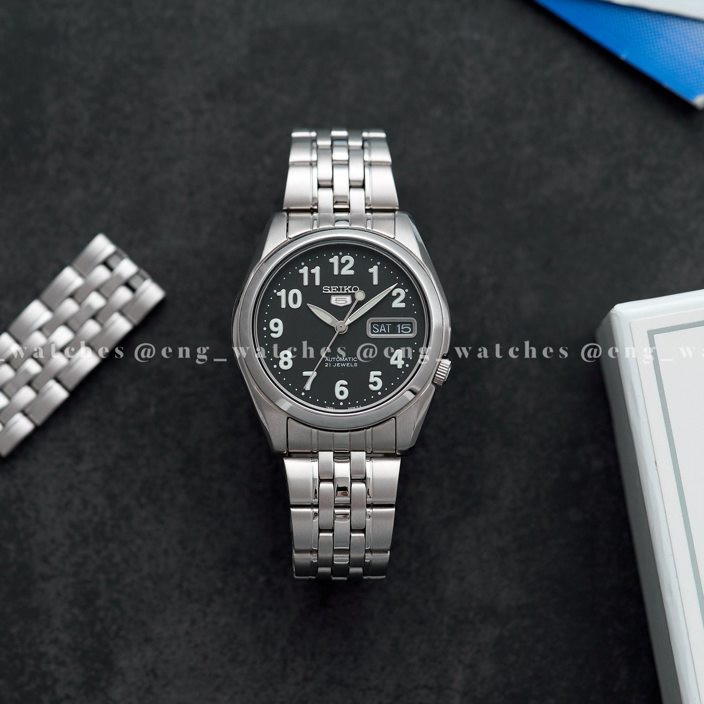 Seiko 5 SNK381