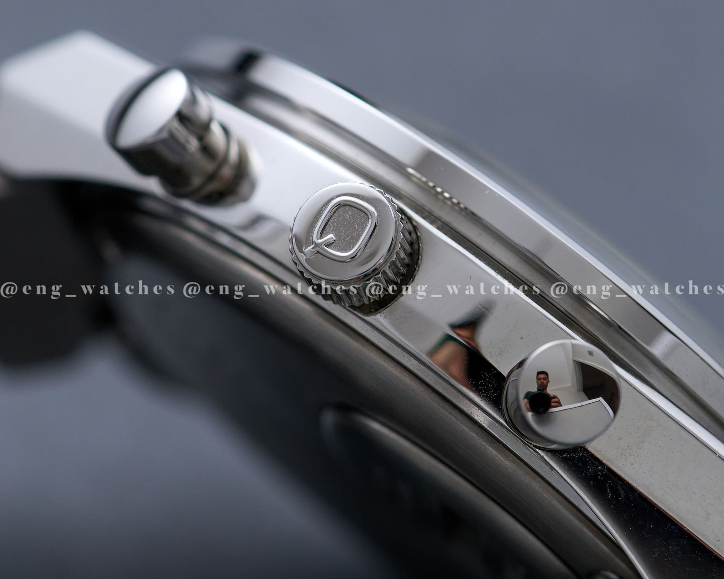 Q Timex Chronograph