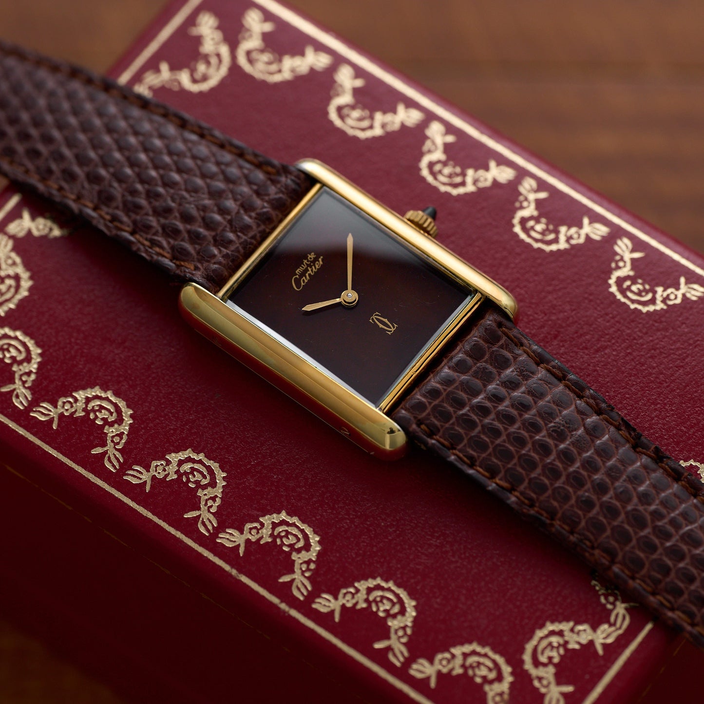 Cartier Tank Must de Cartier "Bordeaux"