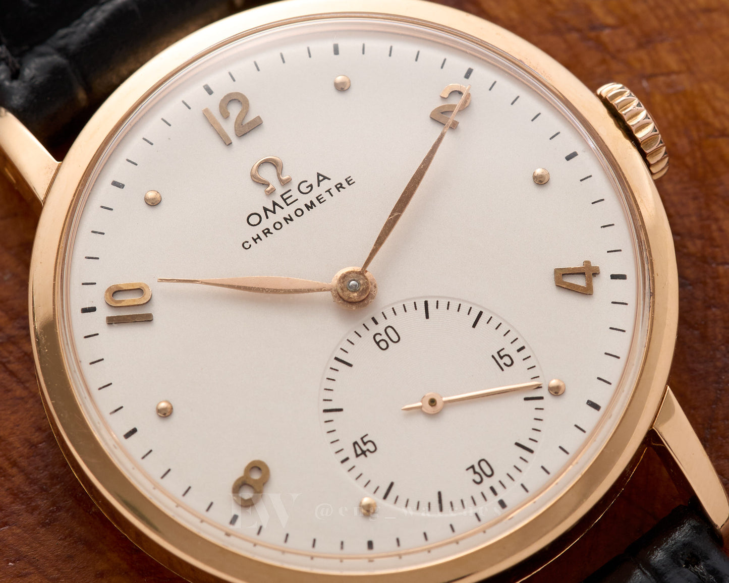 Omega Chronometre 18k Gold