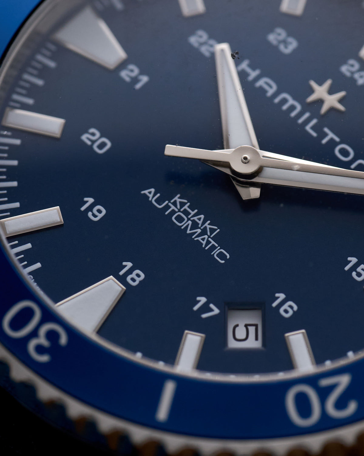 Hamilton Khaki Navy Scuba