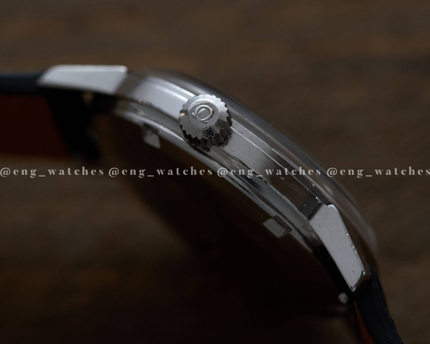 Omega Geneva 166.037