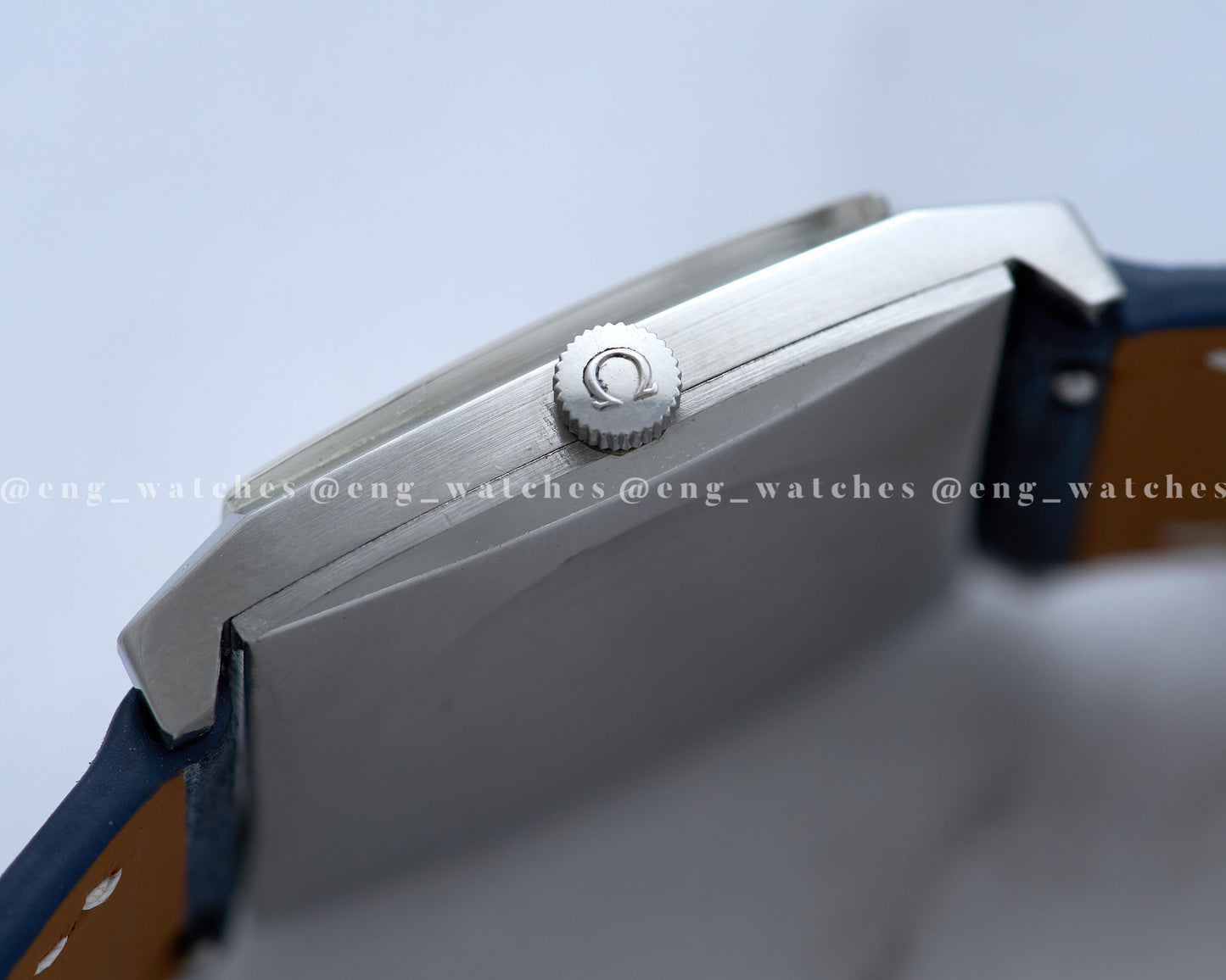 Omega Geneva 166.037