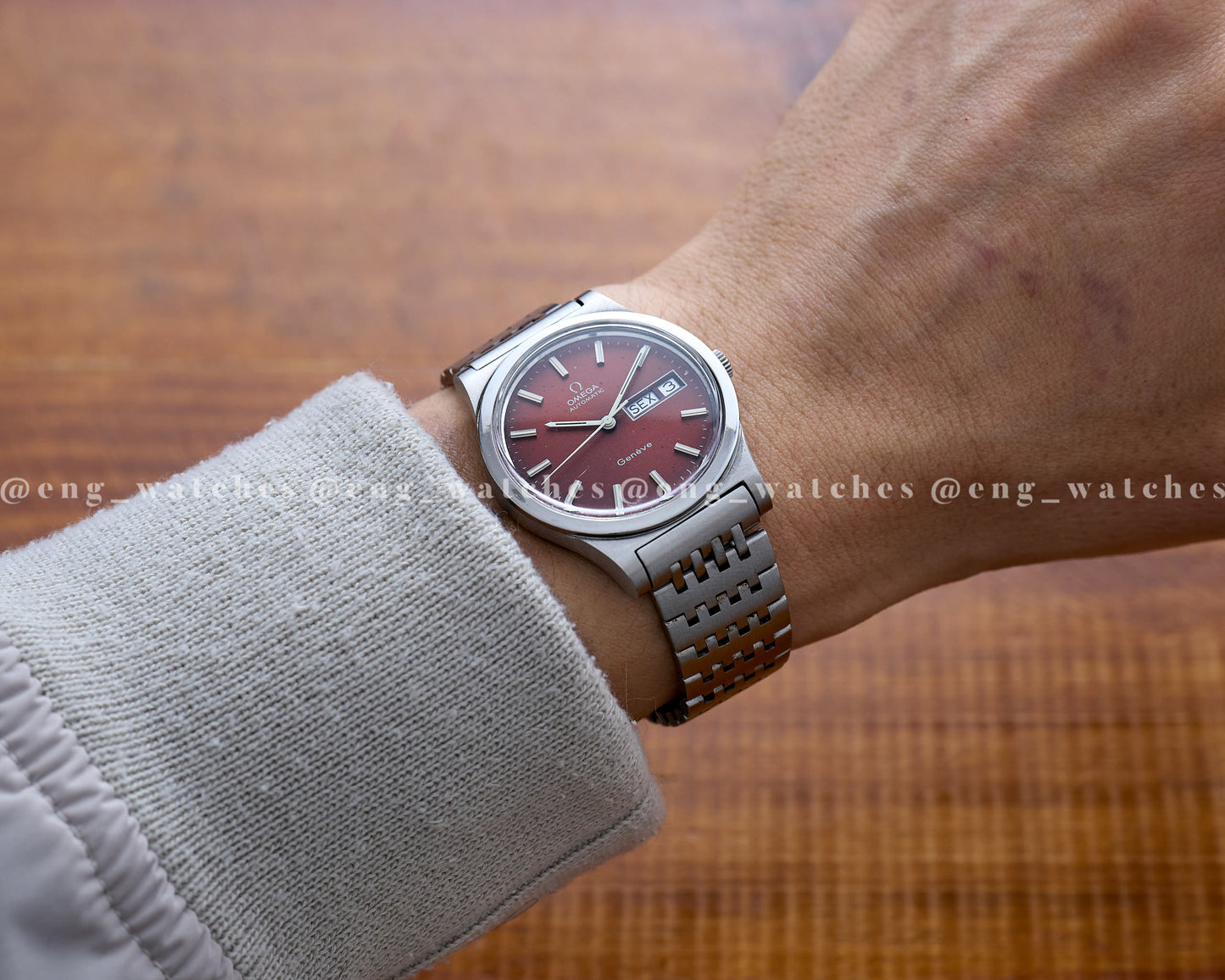 Omega Genève Day/Date "Burgundy"