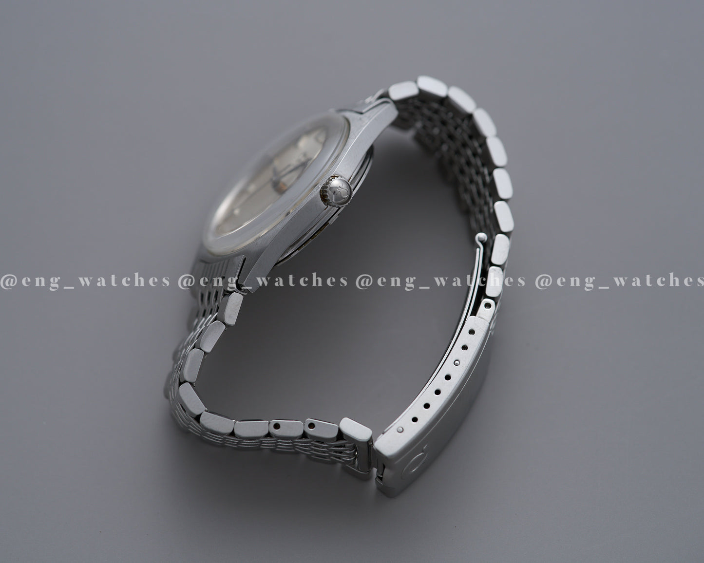 Omega Genève 166.041