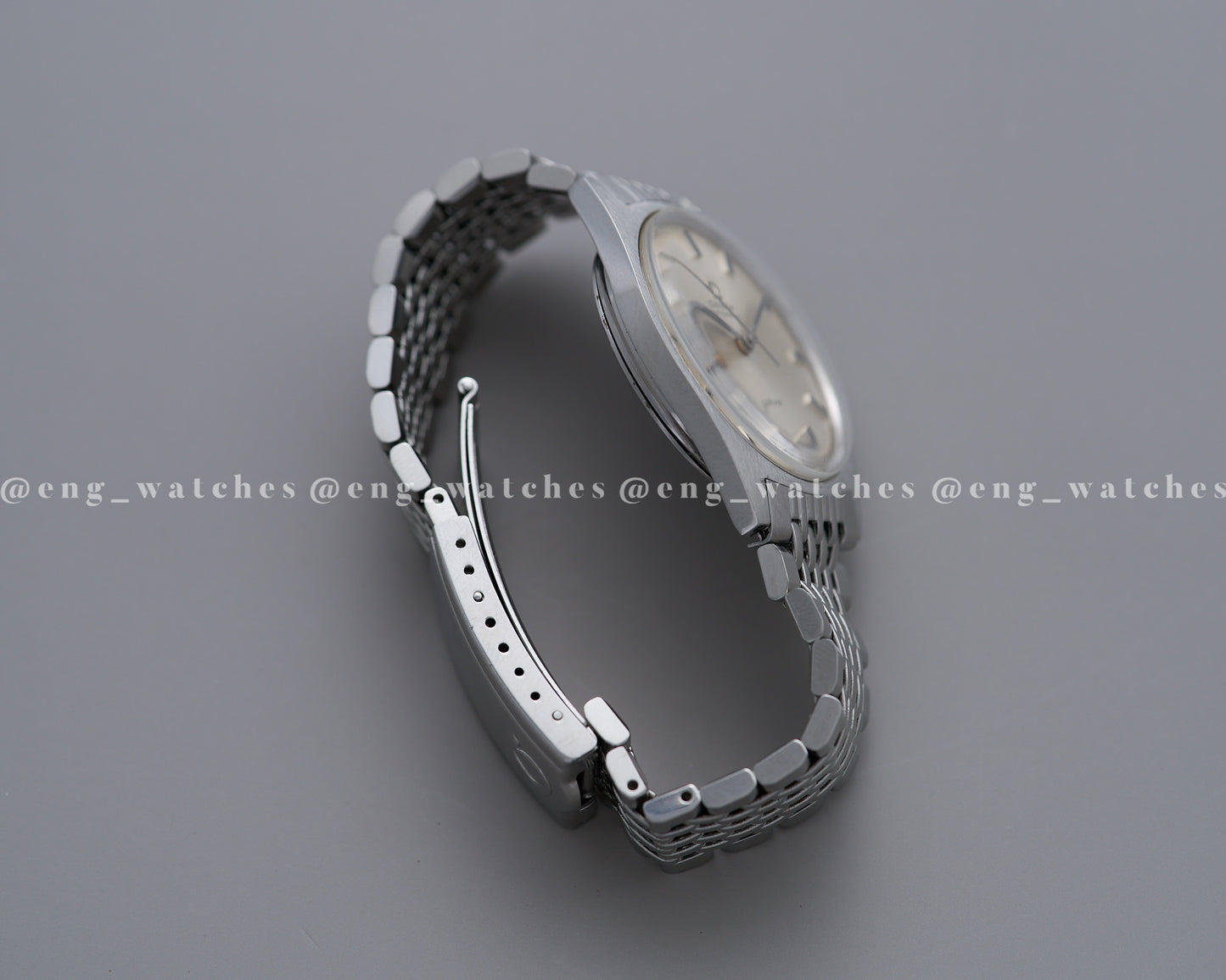 Omega Genève 166.041