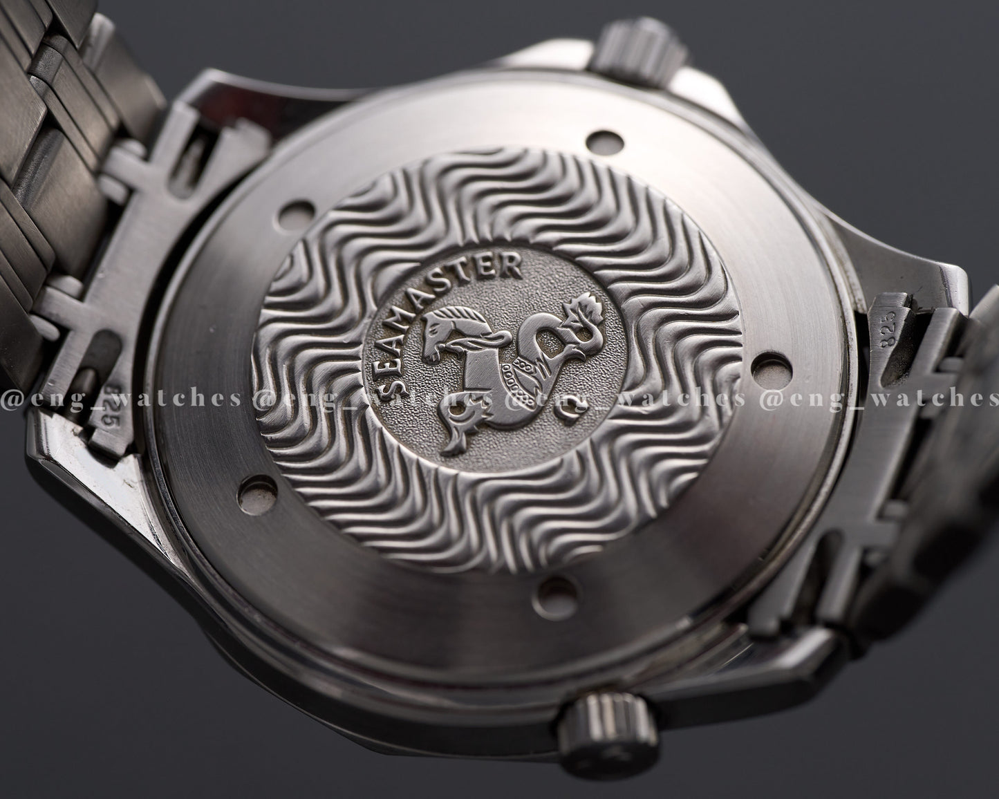 Omega Seamaster 300 Diver "007 - James Bond"