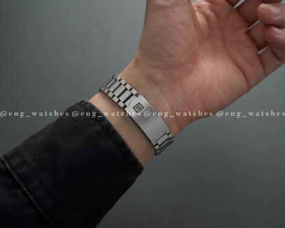 Omega Speedmaster Moonwatch