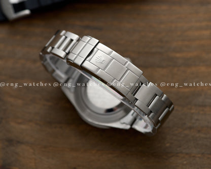 Rolex Submariner Date 16610