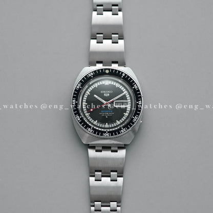 Seiko 5 Sports 6106-8120