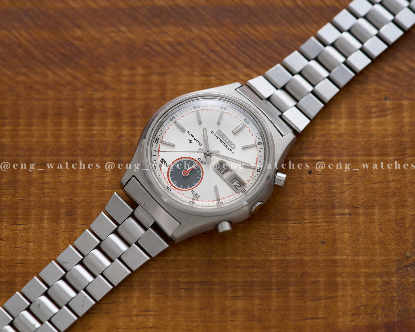 Seiko Chronograph 7016-8001 "Flyback"