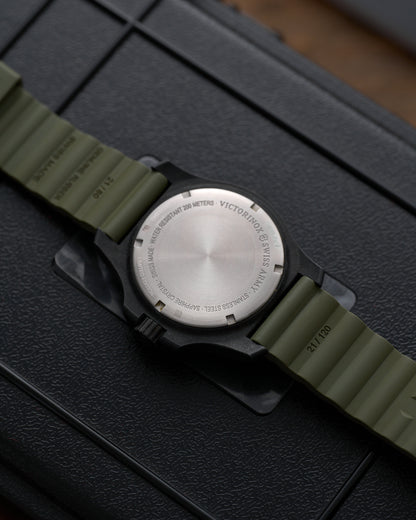 Victorinox Swiss Army I.N.O.X. Carbon Limited Edition