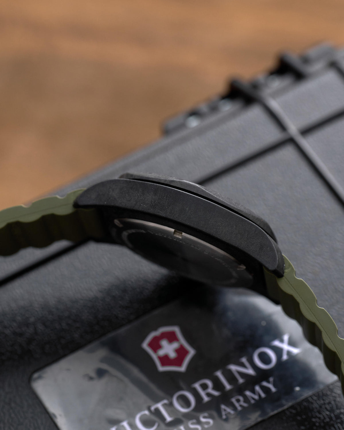 Victorinox Swiss Army I.N.O.X. Carbon Limited Edition