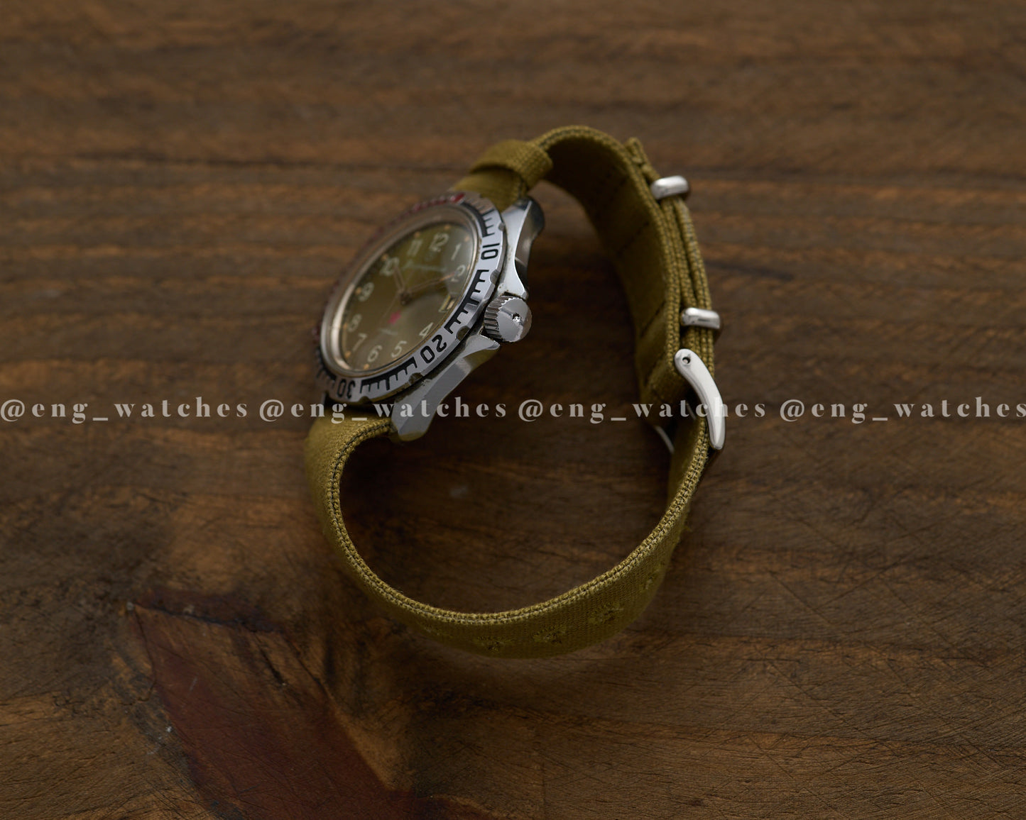 Vostok Komandirskie Red Star Sous-Marine